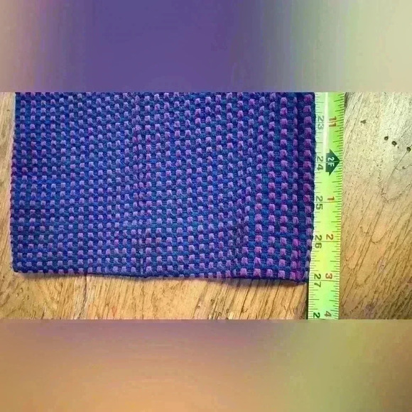 NWT Anthropologie Essential Crop Flare Pants In Maroon Navy Check Size Medium - Picture 12 of 14